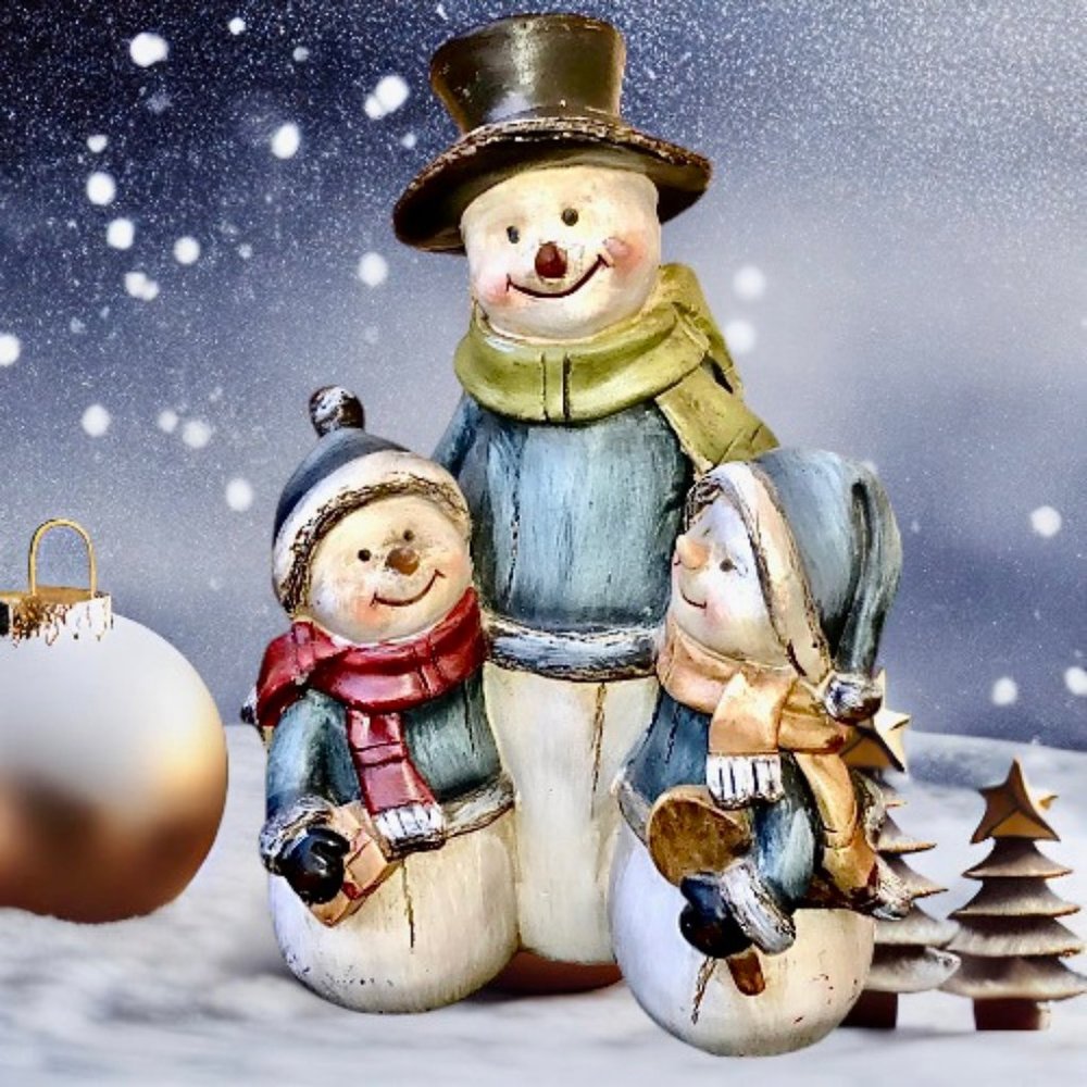 Snowman Figurine Christmas Decor 7"